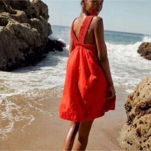NWT Everlane 100% Linen The  Smocked Mini Dress in Goji Berry Red SZ Small